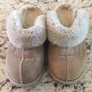 UGG Australia Grey Slippers Size 7